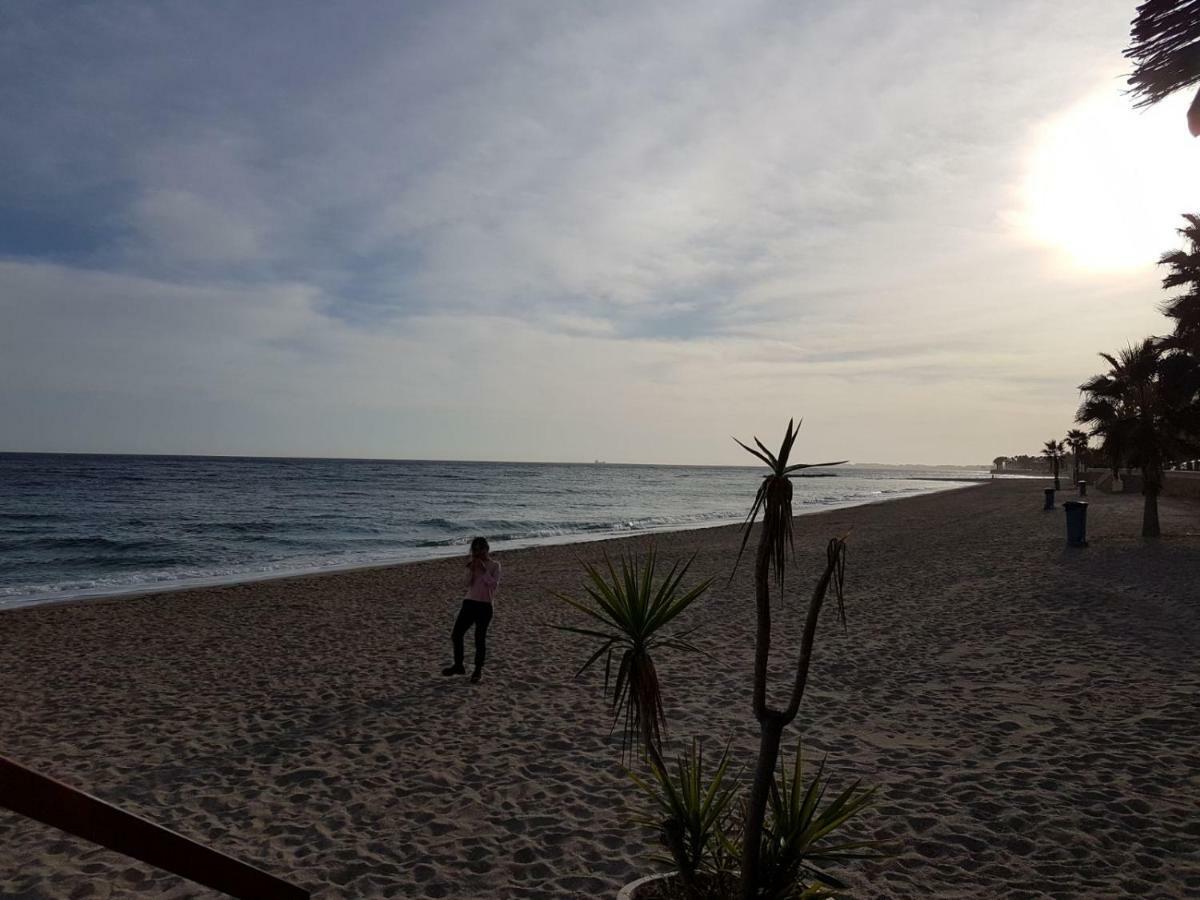 Primera Linea De Playa Roquetas de Mar Exterior foto